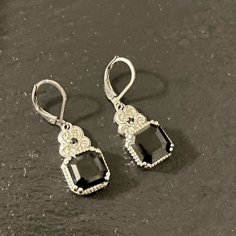 Black Princess Cut Onyx Scroll Detail Earrings Marked 316 SS Lever Back Hooks